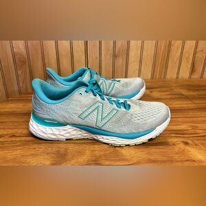 New Balance Women’s Size 10